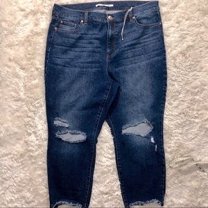 Celebrity Pink Ankle Cropped Hi-Rise Jeans 18